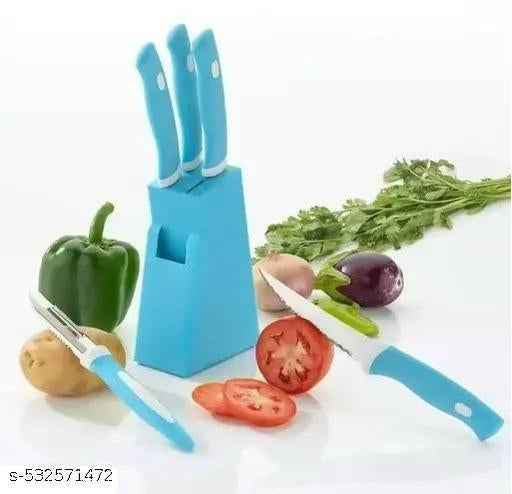 Essential Kitchen Knives & Knife Sets